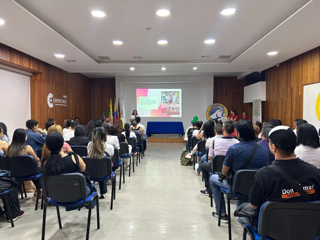 70 emprendedores locales recibirán registro mercantil gratuito