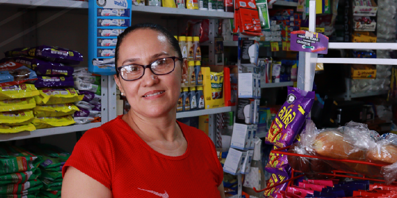 Fotografía empresaria - Ximena Hernández, Minimarket Xiam