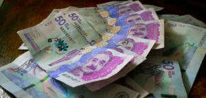Billetes y monedas colombianos vigentes para el año 2025