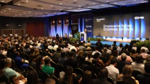 El centro de Convencios Alfonso López Pumarejo recibió a más de 500 empresarios de la región