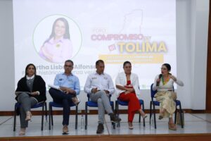 Candidatos que participaron en el foro compromisos por el Tolima