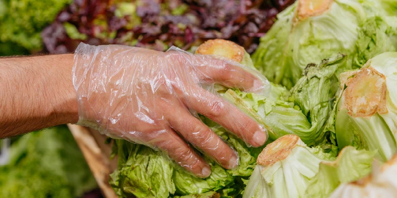 Imagen stock manipulación de alimentos